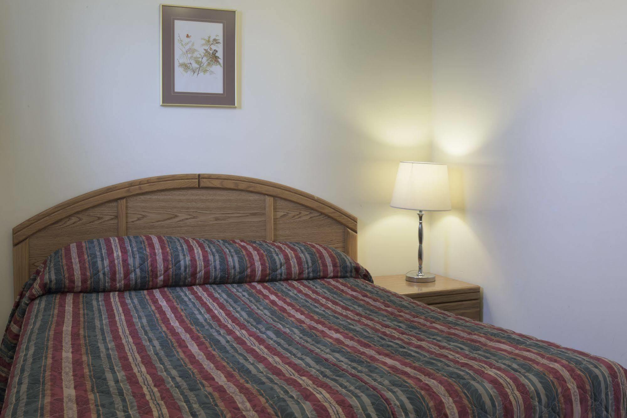 Sun-Dek Motel Medicine Hat Luaran gambar