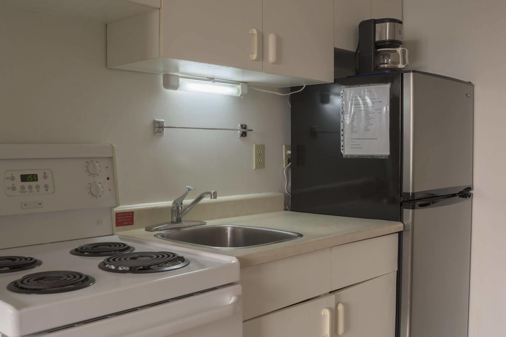 Sun-Dek Motel Medicine Hat Luaran gambar